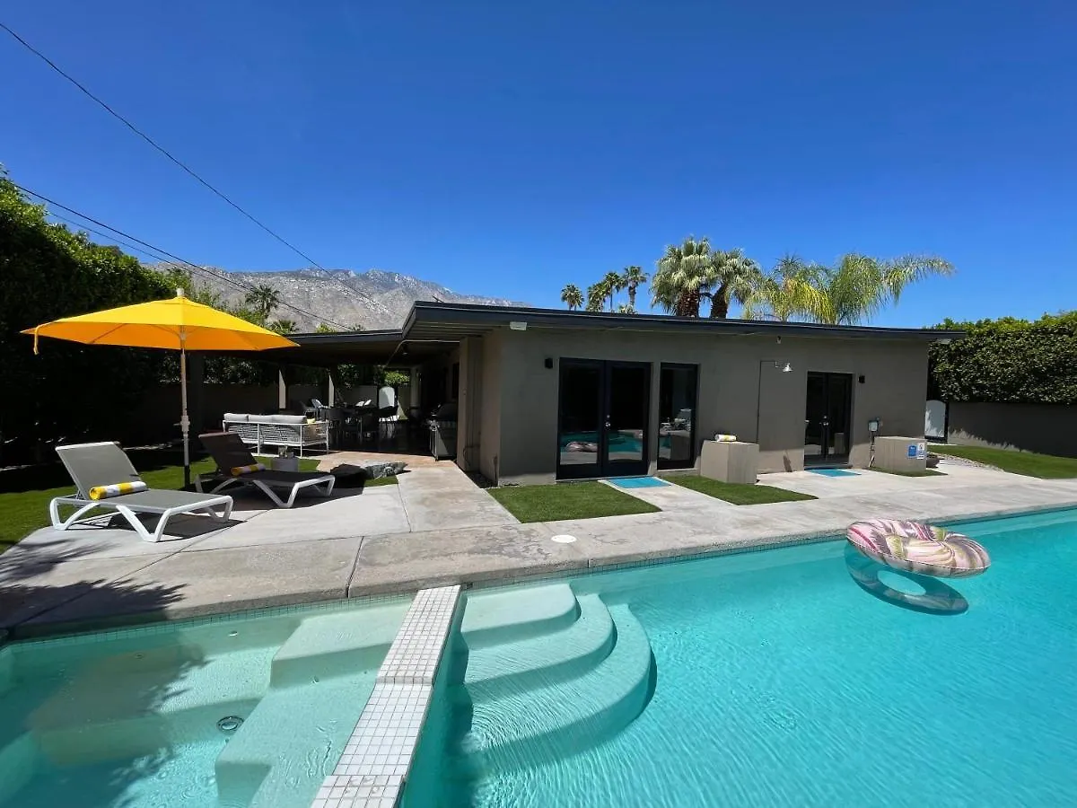 The Hedge House In The Movie Colony Villa Palm Springs 0*,  United States
